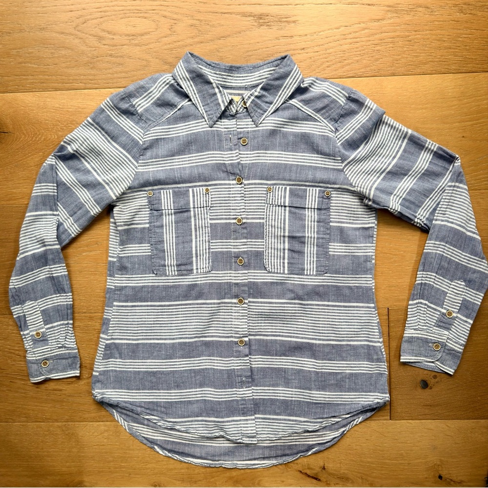 Democracy Utility Chambray Shirt Blue White Stripe Button Down Western Wms S